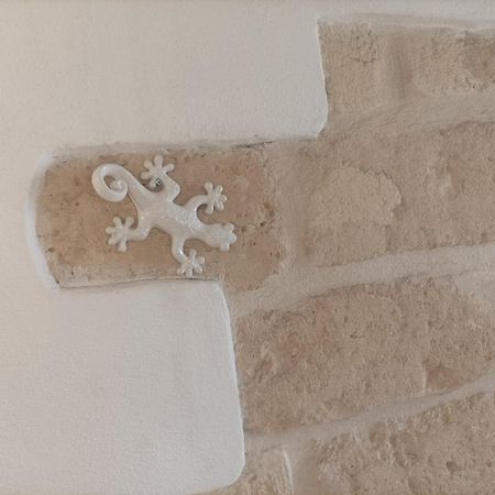 Casa Vacanze Il Geco Трани Экстерьер фото