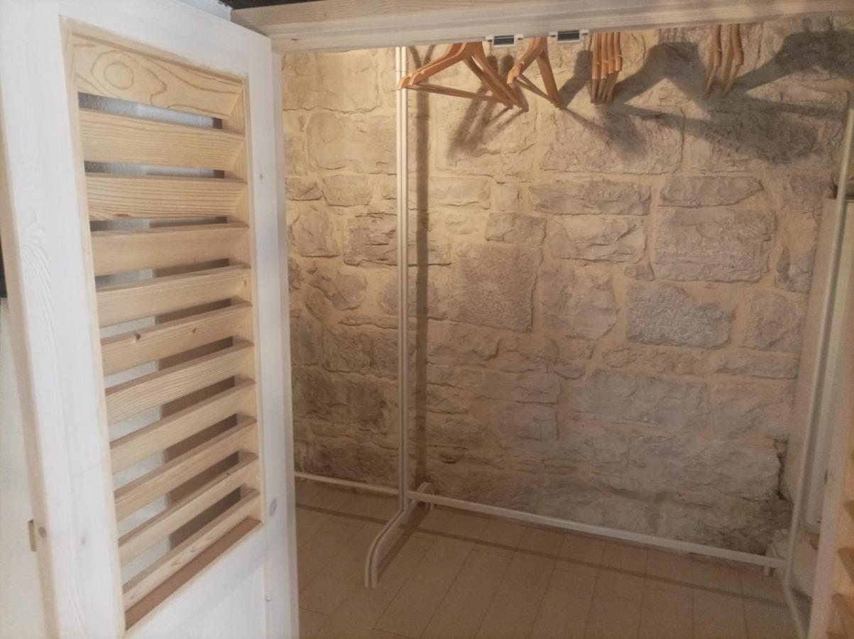 Casa Vacanze Il Geco Трани Экстерьер фото