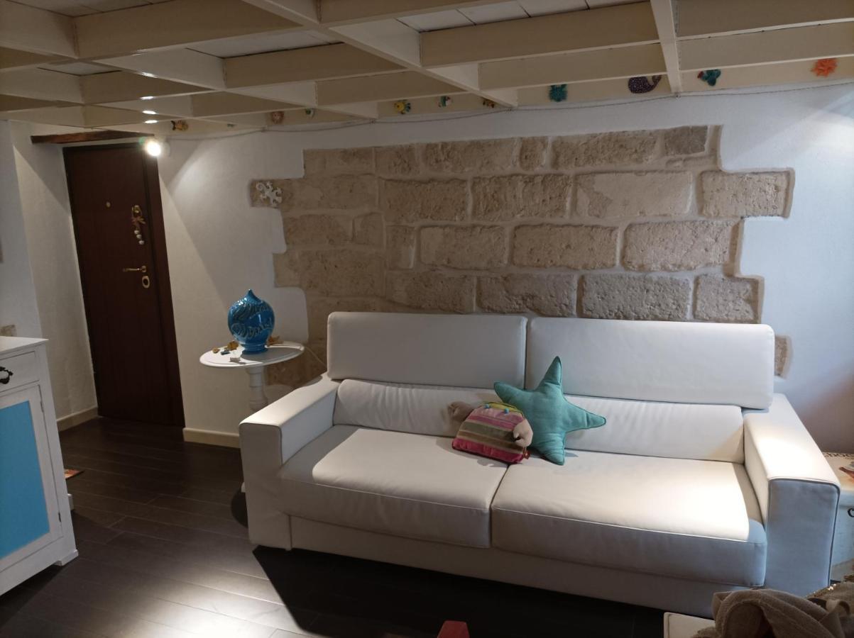 Casa Vacanze Il Geco Трани Экстерьер фото