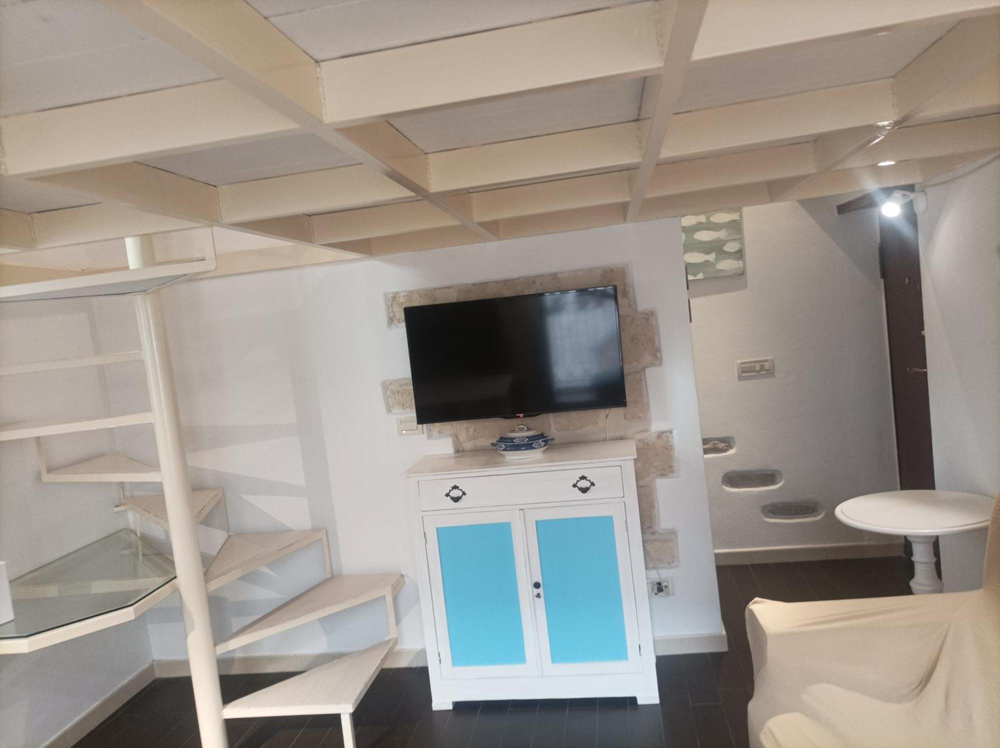 Casa Vacanze Il Geco Трани Экстерьер фото